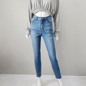 Judy Blue Super High Waisted Skinny Jeans With Stretch, Lighter Wash, Size 7/28